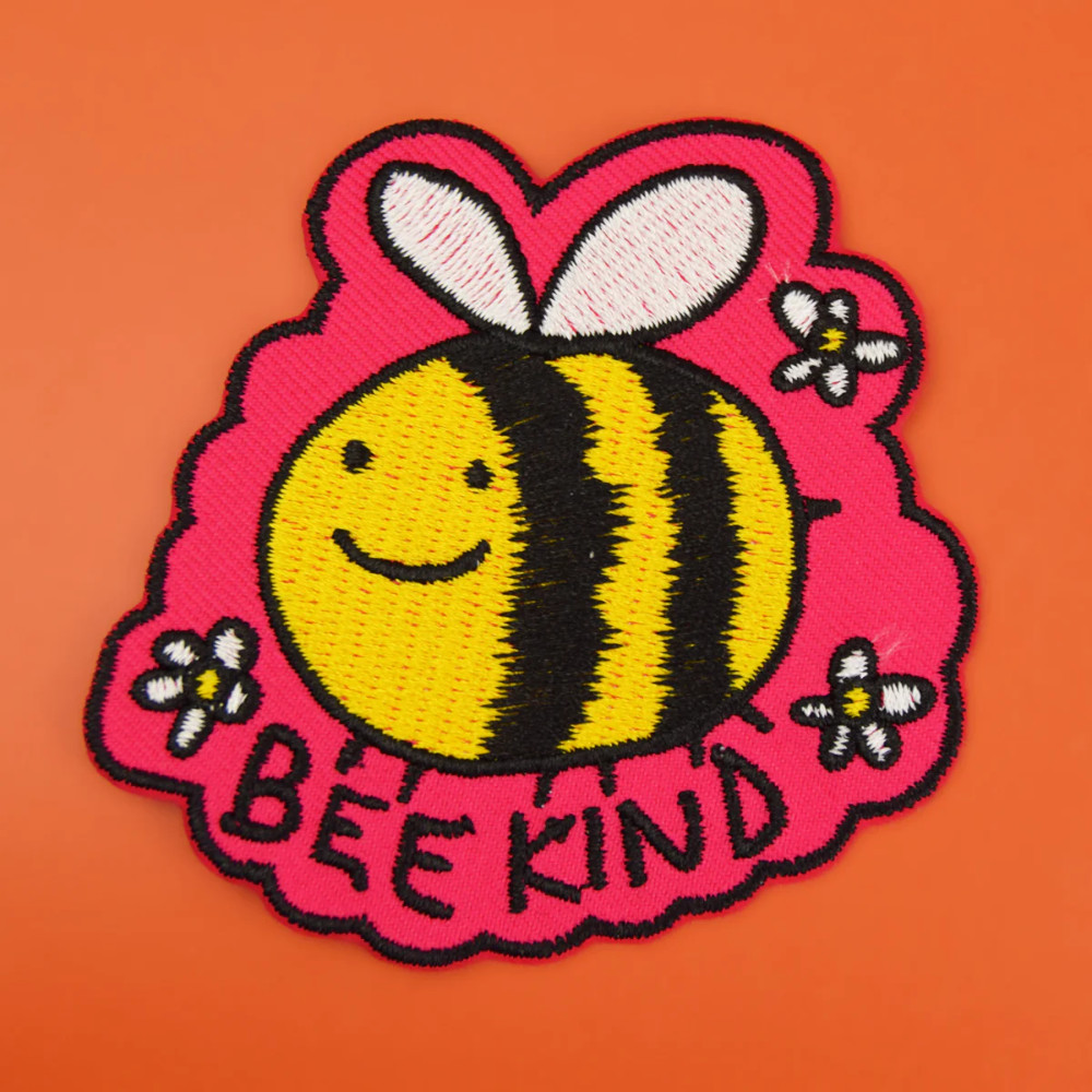 Extreme Largeness - Belinda The Kindness Bee Patch - Multicolours/Wit